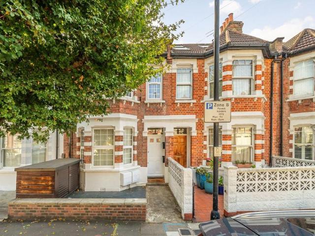 Whellock Road, London W4 1 bed flat to rent £2,300 pcm £531 pw