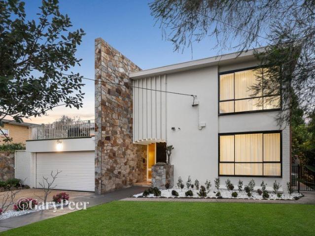 Where timeless Architecture meets resort style living