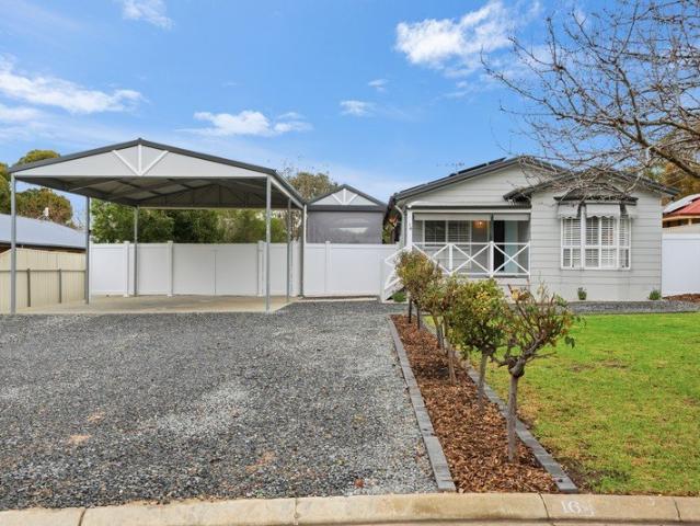 Where Warm Country Living Meets Modern Comfort!
