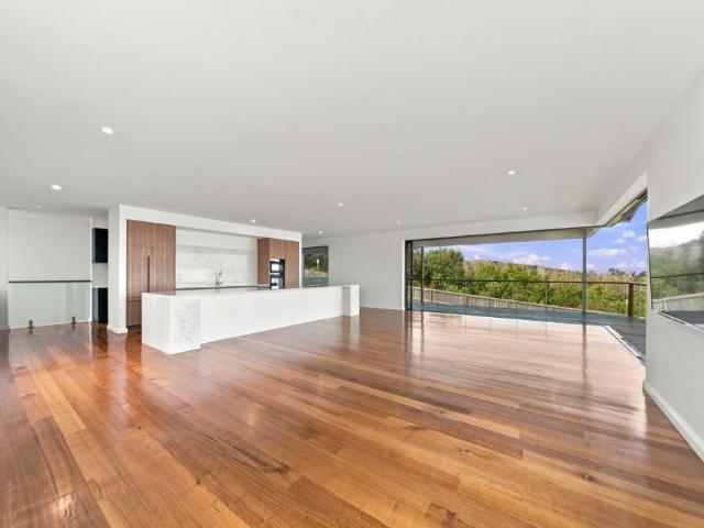 Where Architectural Living Meets the Sea