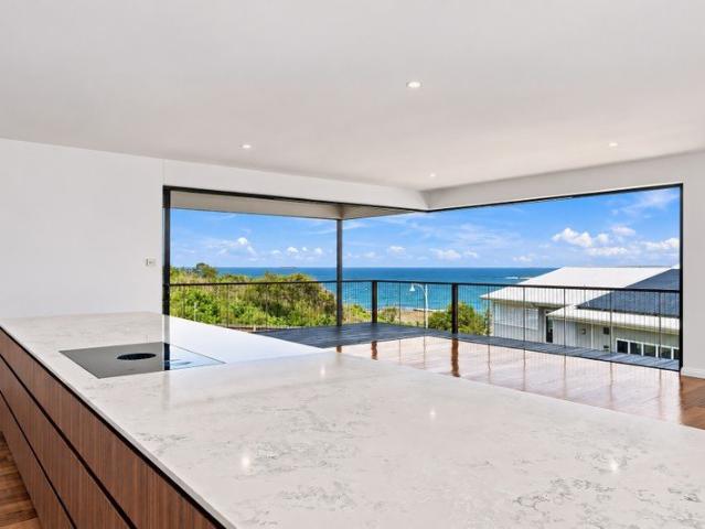 Where Architectural Living Meets the Sea