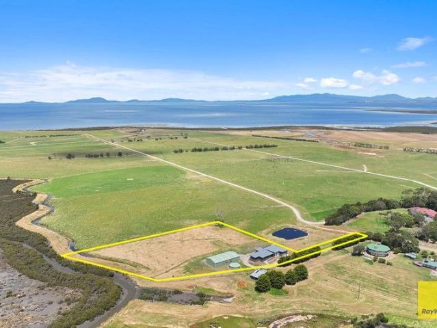 Where Brand New Living Meets Breathtaking South Gippsland Outlooks