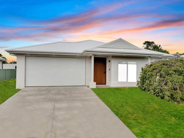 Where Contemporary Design Meets Trentham's Village Lifestyle