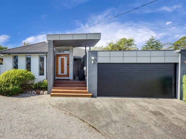 Where Contemporary Elegance Meets Effortless Coastal Living