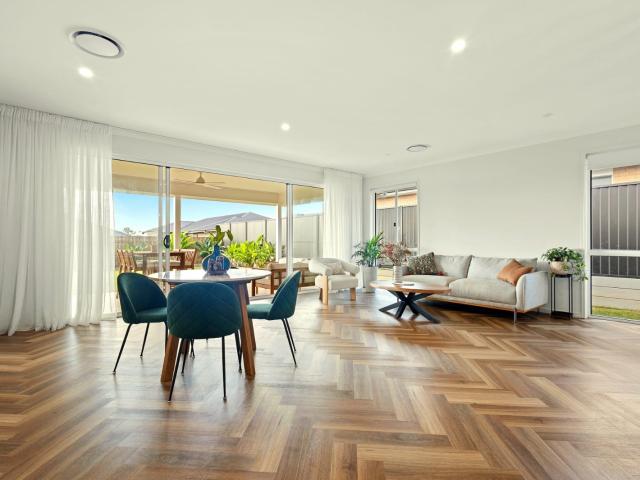 Where Contemporary Sophistication Meets Country Hamptons Warmth