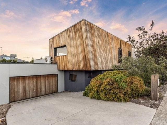 Where coastal convenience meets carefree modern living