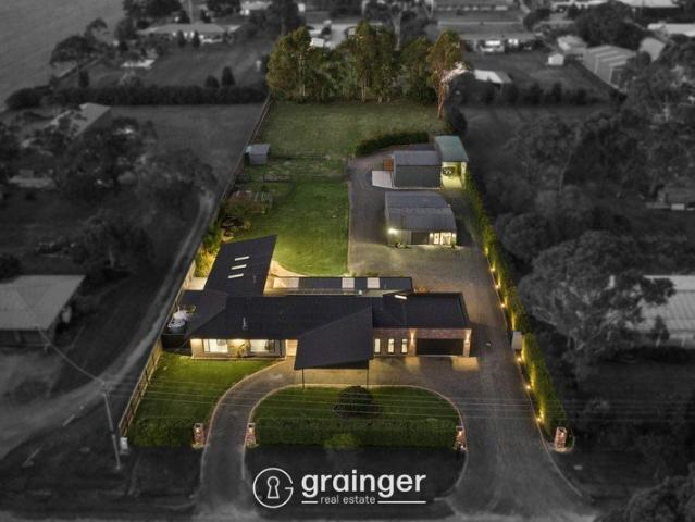 Where Family Living Meets Country Elegance