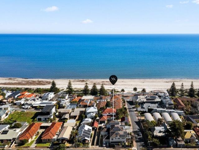 Where Grand Family Living Meets the Coast