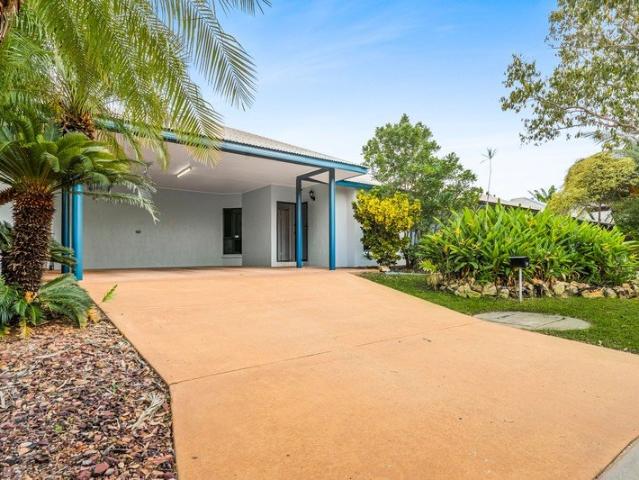 Where Lifestyle Meets Comfort The Perfect Family Retreat in Sought After Gunn