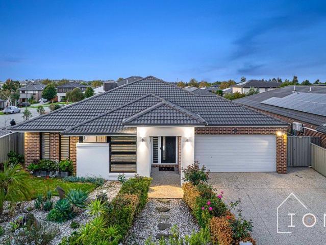 OVER 30 Squares, 627sqm Block, parks Front, And much more