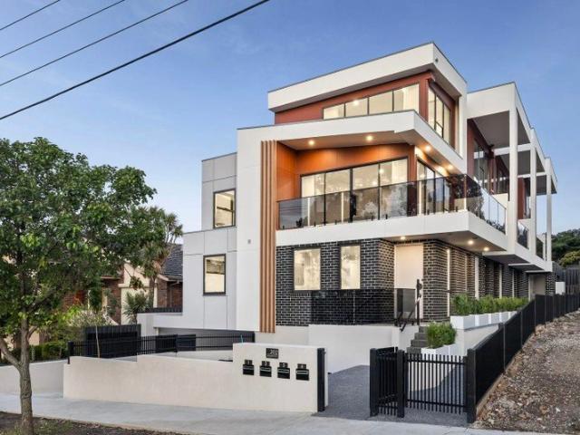 Where Luxury, Lifestyle and Location Come Together