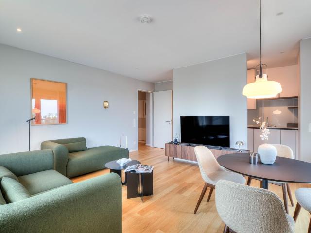 Where Luxury Meets Design – Premium Media Harbour Apartment, Dusseldorf Amsterdam Apartments for Rent