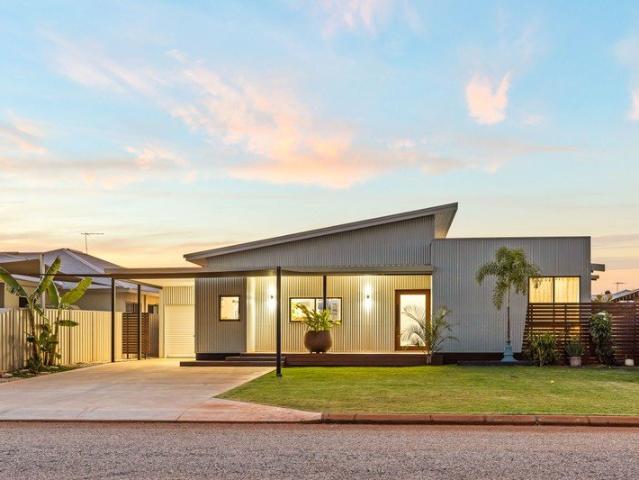 Where Luxury Meets Everyday Living 4 Bed Family Home, Djugun