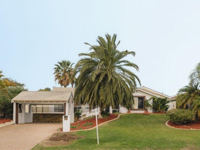 Inspection by private appointment WHERE LUXURY MEETS THE PARK