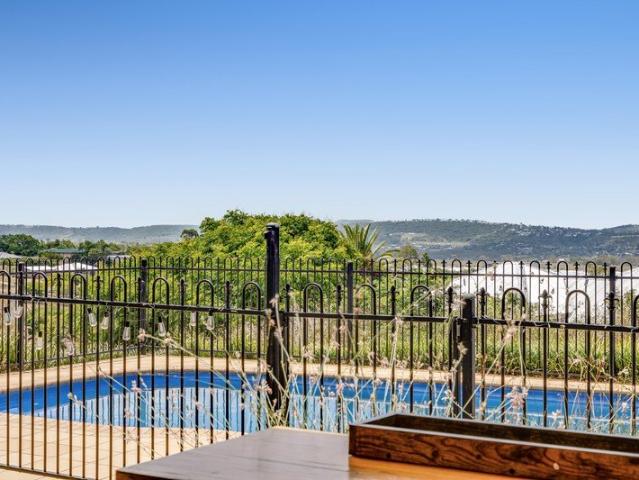Where North Facing Views Meet Space, Privacy & Design