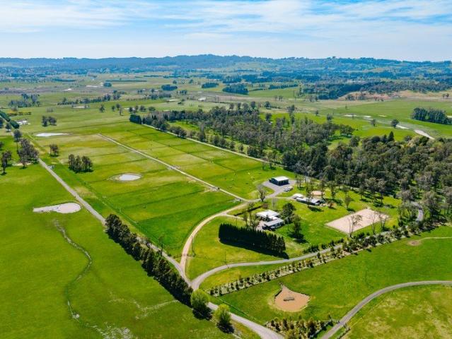 Where Sophisticated Country Living Meets Equestrian Excellence