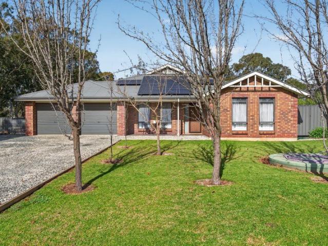 Where spacious living meets lifestyle on Wakefield Road!