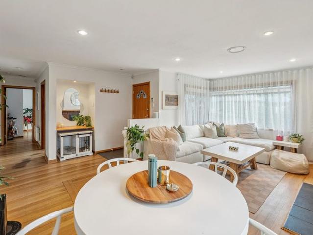 Where Style And Comfort Meet Convenience!