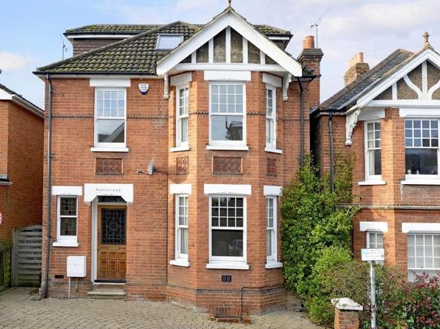 Wherwell Road, Guildford, Surrey GU2, 4 bed property to rent, £4,000 pcm | PrimeLocation