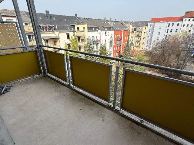 Whg. im 1. OG und 3.OG + FuÃbodenheizung + Balkon am Wohnzimmer