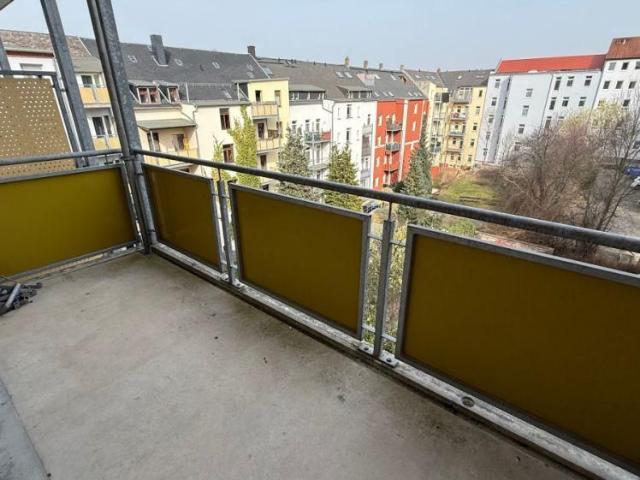 Whg. im 1. OG und 3.OG + Fußbodenheizung + Balkon am Wohnzimmer