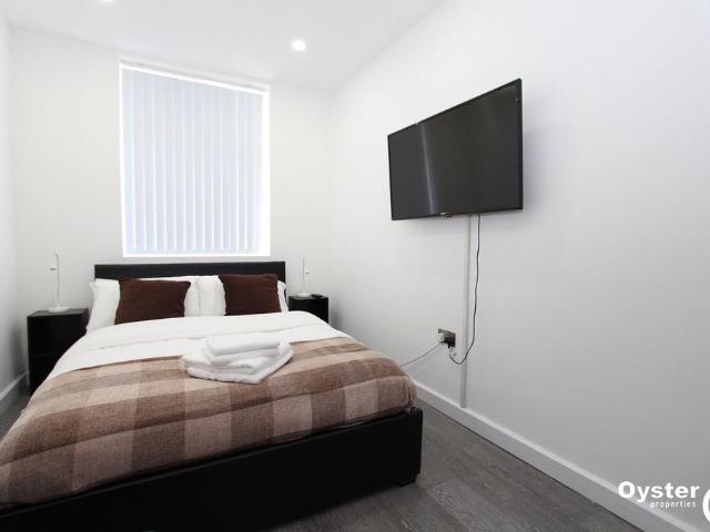 Whitchurch Lane, Edgware HA8 House share to rent £900 pcm £208 pw