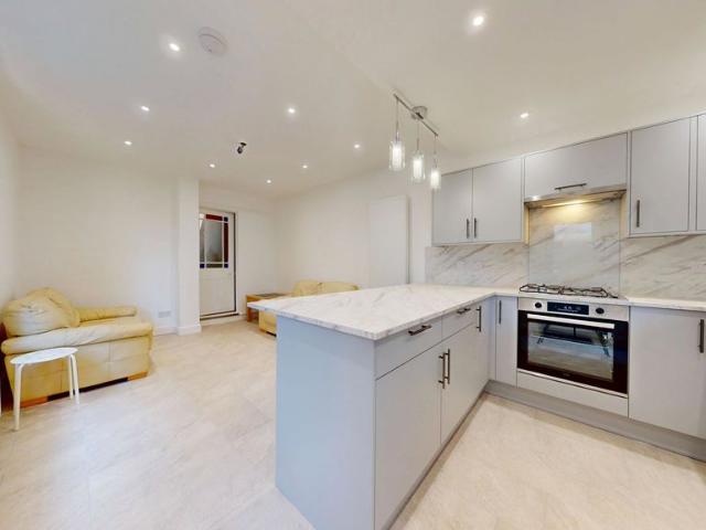 Whitchurch Road, Cardiff CF14, 5 bed terraced house to rent, £2,750 pcm | PrimeLocation