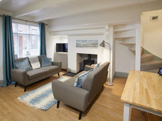 Whitby YO21, 2 bed flat to rent, £2,053 pcm | PrimeLocation