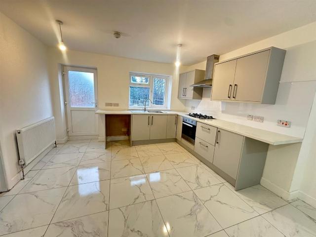 Whitgreave Avenue, Bradmore, Wolverhampton WV10, 4 bed semi detached house to rent, £1,250 pcm | PrimeLocation