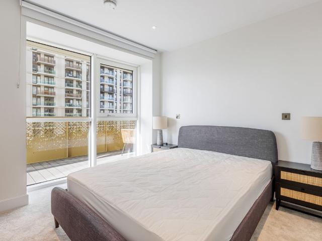 White City Living, Cassini Apartments, Cascade Way, White City W12, 2 bed flat to rent, £4,247 pcm | PrimeLocation