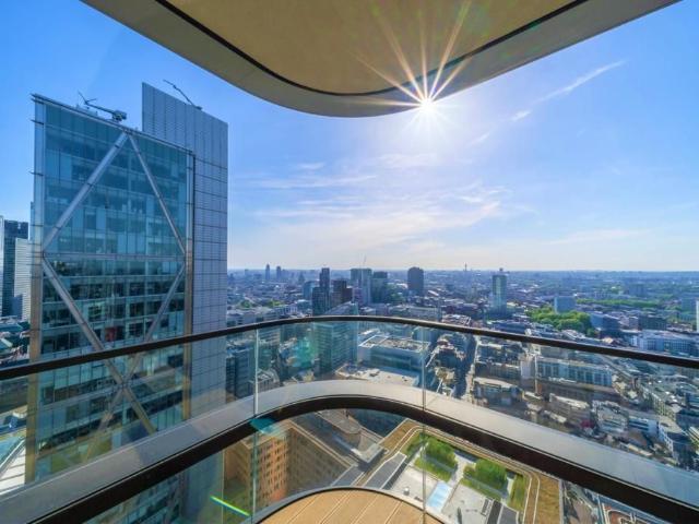 White City, London W12, 3 bed flat to rent, £4,750 pcm | PrimeLocation