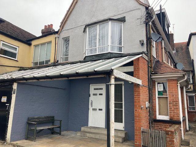 White Horse Lane, Maldon CM9, 2 bed flat to rent, £1,175 pcm | PrimeLocation