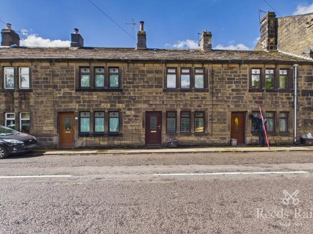 White Houses, West Yorkshire HX7 2 bed terraced house to rent £900 pcm £208 pw