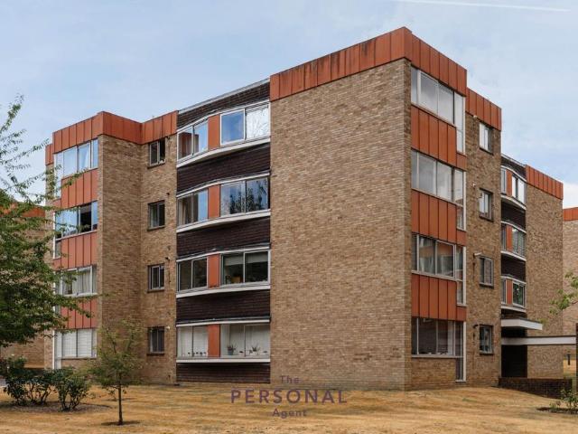 White Lodge, Christchurch Park Road 2 bed flat to rent £1,900 pcm £438 pw