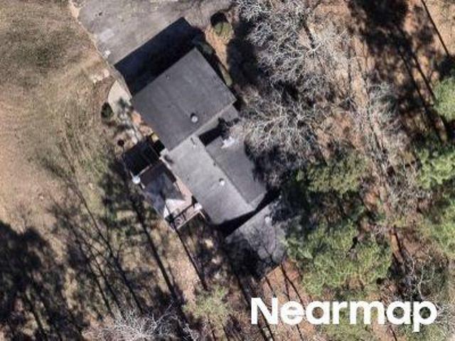 White Oak Dr