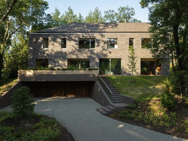 White Oak Rd, Wellesley, Home For Sale