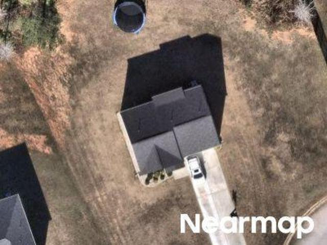 White Pine Dr