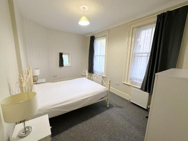 White Rock, Hastings, TN34 1 bed house of multiple occupation to rent £650 pcm £150 pw