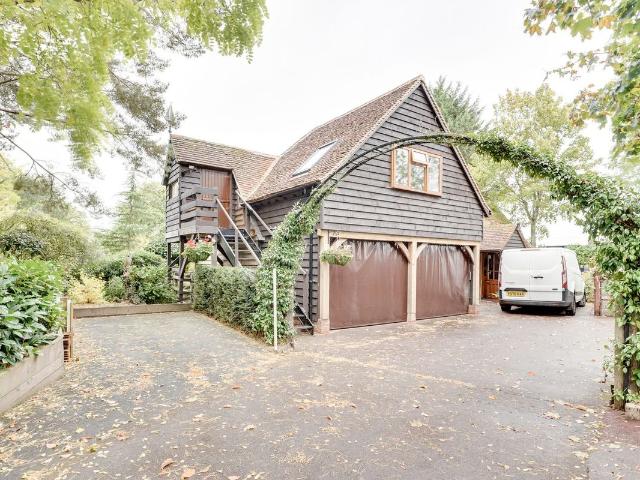 White Roding, Dunmow CM6, 1 bed flat to rent, £950 pcm | PrimeLocation