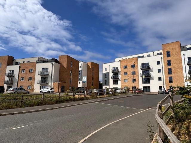 White Rose Apartments, 2 Gorse Road. 2 bed apartment to rent £1,150 pcm £265 pw