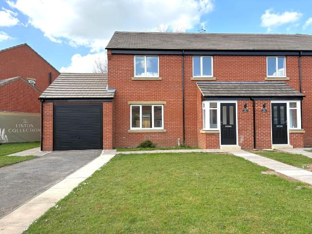 White Rose Close, Linton On Ouse, York YO30, 4 bed property to rent, £1,500 pcm | PrimeLocation