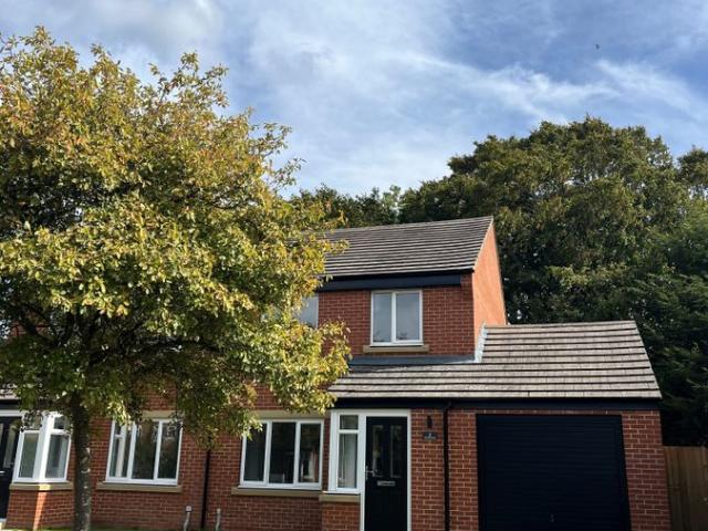 White Rose Close, York YO30, 3 bed property to rent, £1,300 pcm | PrimeLocation