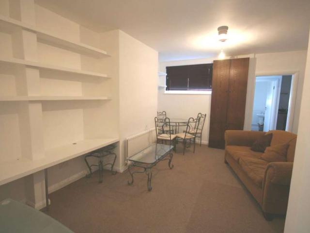 White Street, Warrington WA1, 1 bed flat to rent, £750 pcm | PrimeLocation