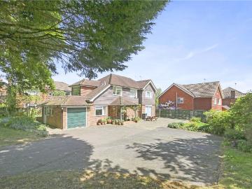 Whitemans Green, Cuckfield, Haywards Heath, West Sussex RH17, 4 bed detached house to rent, £2,700 pcm | PrimeLocation