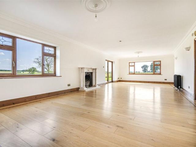 Whitemoor Farm is a substantial nine bedroom detached house and The Barn is a separate five bedroom detached barn conversion. The property is set within approximately 2.25 acres in Yarnfield, with two outbuildings and ample driveway parking