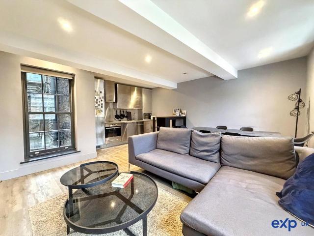 Whitechapel High Street, London E1 1 bed apartment to rent £2,600 pcm £600 pw