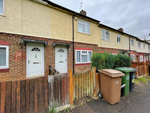 Whitecroft Road, Luton LU2, 2 bed terraced house to rent, £1,250 pcm | PrimeLocation