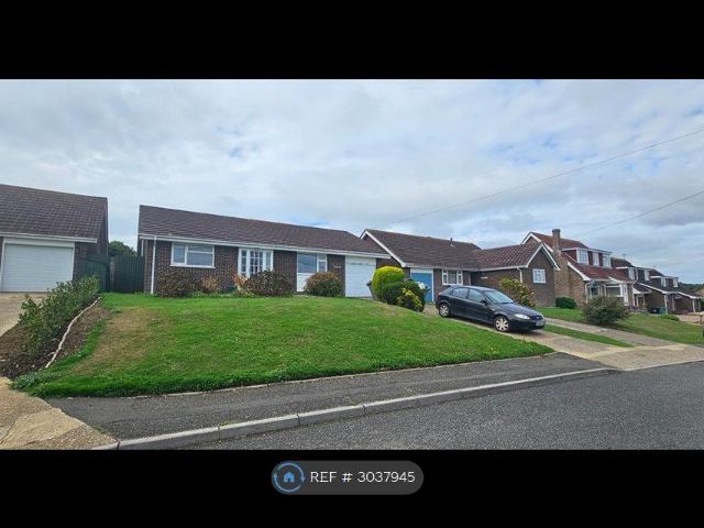 Whitecross Farm Lane, Shanklin PO36, 3 bed bungalow to rent, £1,400 pcm | PrimeLocation