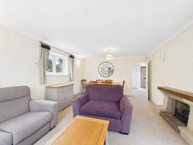 Whitecross Square, Leckhampton, Cheltenham, GL53