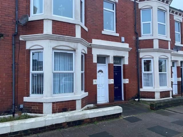 Whitefield Terrace, Newcastle Upon Tyne NE6, 2 bed flat to rent, £900 pcm | PrimeLocation